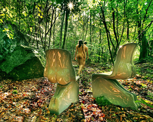 Her glossy gold by Horm