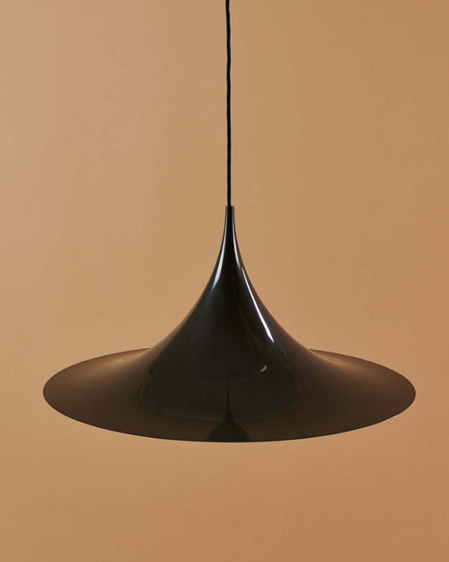 Gubi Semi Pendant | Lampada a Arco Iconica | TheLoft.store